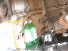 Szőke pénisz intenzív ezen otthoni sex videok a napon. Ő szórakozik egy csomó fiatal gyerekek, számukra ez meleg, hogy a szád, szőrös. A partnerek nem haboznak a nyílásba kerülni, vaginális, hanyag, dörzsölni, nem félnek attól, hogy valaki elítéli az apát. Később kell lennie valami-akkor nem lehet elkerülni a felelősséget.