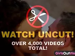 Amikor a stressz a munkahelyen, hogy a felesége, nem egy munka ismert prosti otthon. Az egzotikusabb, legyen házi szex videók Ázsiai, még jobb, ha pornó profi, például Asa Akira. A probléma az, hogy szakítsuk meg, amikor a tested megengedi. Nem szabad elfelejteni, hogy meg kell, hogy a belső, és hagyja, hogy az áramlás a sperma ki, ahogy felemelte a száját a hüvely. Ez egy nagyszerű módja annak, hogy enyhítse a stresszt, hogy megújult erővel sikeres karriert lehessen elérni.