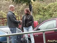 Mi történik a bérelt lány, egy lakó lakás egy pár ezzel az emberrel, hogy megmentse a bérleti díjat. De ma házi pornó reggel, a nő nem tudott ellenállni a kísértésnek, és a hatalom játszani szex a barátnőjével, aki nem taszítja őt a haját. Beállíthatom, és Nem hozhatom zavarba.