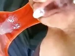 Nők Negrito varázsa, hogy az ember, aki végtelen. És most, fröccsenő a medencében, Mellbimbók fekete házi pornó szex szomszéd fehér, aki mengembalakan rá sokáig. Nos, ezt követően le, akkor hadd megfeleljen az egzotikus szépség műrepülő.