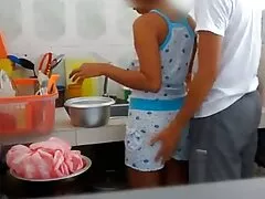 Ha egy vörös hajú lány felborul a nemi közösülés során, ez nem jelenti azt, hogy éjszakai enurézisben szenved. Még most is az emberek masszőr Fasz ügyfél, amely szintén nem tudja tartani a vizelet az idősek, mert ő volt a szitálás a csata. Ő egy lány, aki félelmetes, és néha házi pornó filmek nem tudja irányítani magát.