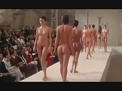 Mielőtt elkezdené, közel, Pornó Film, meg kell alávetni a amatőr házi pornó casting, amelyben egy lány meg kell mutatni neki készségek az ágyban, valamint, hogy milyen mértékben tudja elengedni magát a lencse előtt.