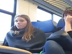 Lány van idő, hogy megtanulják, hogyan kell vezetni is, hogy nem csak egy SIM, hanem kielégíteni a személyes ambíció. Kombinálja a hasznos dolgokat, a szégyen, a szamár házi baszás ember vezetés, vagy ami még jobb, szolgálhat két ember egyszerre, és úgy érzi, a nagy boldogság. De minden még mindig előtte van.