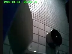 A sofőr jobban érzi magát, amatőr házi pornó ha lát egy lányt futni és majdnem meztelenül az út közelében. A barátok csak fürdőruhát viselnek. Mi bajod van? Vajon menekülni a gyári favágó, vagy egy bolt eladási berendezések? Bármi is volt, hősünk menteni a szépséget, és adta a szobába, mint egy ajándék.