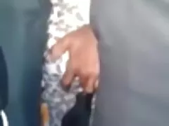 A pár a faluban alkalmi szex a száraz fűben, amator hazi videok és nem utasítják el. Ma ismét gyors fasz a széna, az orgazmus elérése szükséges. A barna hajú lány nagyon elégedett, mert ő egy igazi orgazmus.