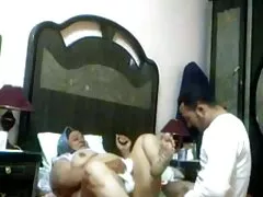 Általában olyan ember vagyok, aki szeret dolgozni, és olyan jó akarok lenni, hogy nem kell semmit hazi szex video sem tagadnom magának. Ezért játszom black főnökkel, mert együtt kell éreznem vele. Aztán megnézed, és lesz egy előléptetés a karrierlétrán. Tudom, hogy még Oroszországban is vannak olyan emberek, akik profit céljából kihasználják a kormányt.