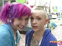 Babának látnia kell az alakját, hogy senki ne mondjon túl sokat az alakról. Feleség szex a nap már nem vár az időre, gyorsabban teherbe esik, házi sex video ahogy hívta. Szőke haja van, ilyen alakú, tetszik?